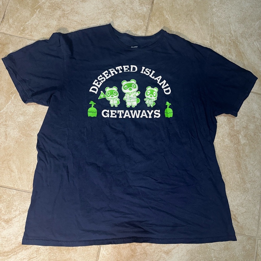 Adults unisex XL animal crossing new horizons Tom Nook deserted island getaway T